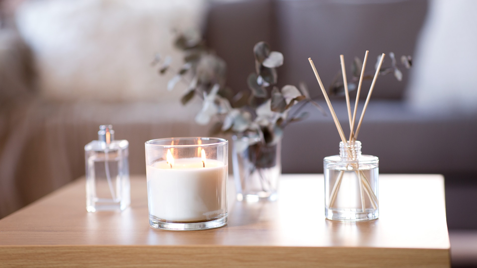 Kynttilät luovat tunnelmaa