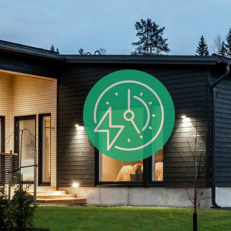 Lämmönlähteenä maalämpö ja tämä on pitkällä tähtäimellä erittäin säästeliäs tekniikka kerätä lämpöä jos rahapussi vaan sallii