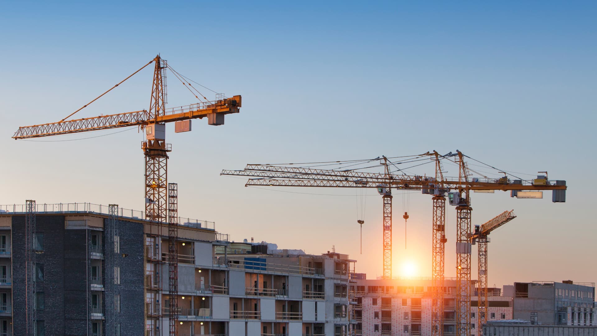 Ammatiksi torninosturinkuljettaja