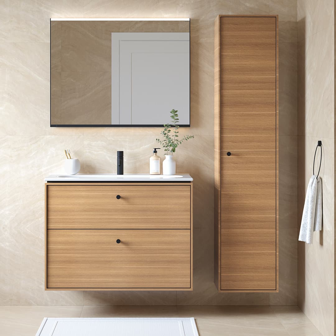 <p data-block-key="1balv">IDO Sense Art -kylpyhuonekalusteet ja Geberit Option Plus Square -tasopeili valaistuksella.</p>