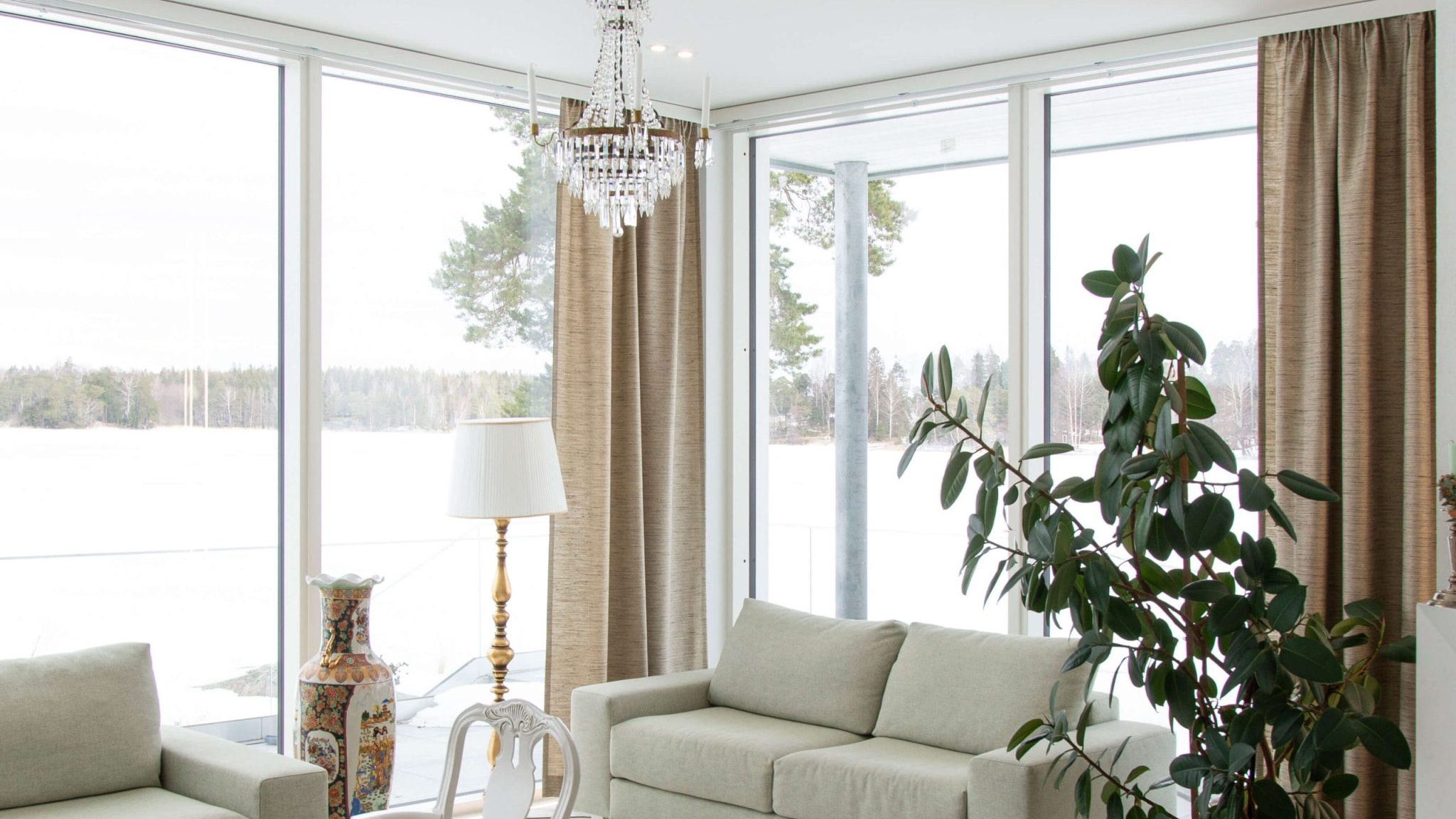 LS kansikuva-OH-scaled-e1648644889709-2048x1597