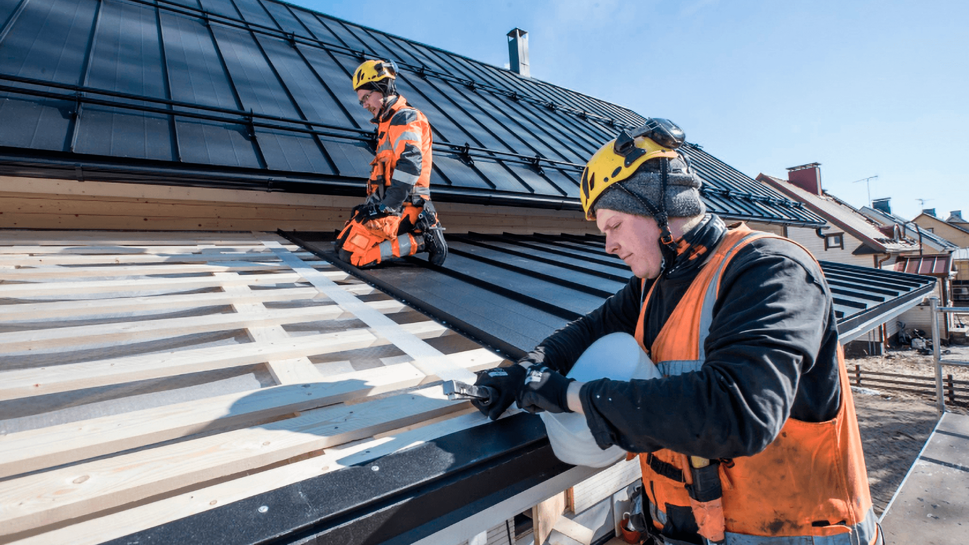 <p data-block-key="pig5x">Kun on kattoremontin aika, Metehe auttaa valitsemaan katon, joka kestää talven rasitukset ja näyttää hyvältä vielä vuosikymmenten päästä. (Kuva Metehe Oy)</p>