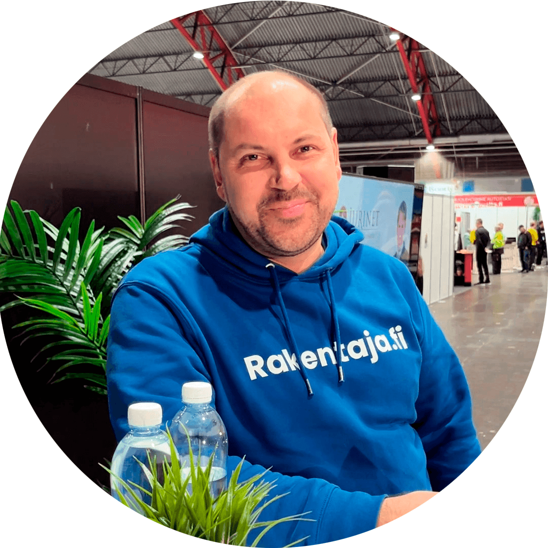 <p data-block-key="udwmf">Remonttipiiskuri Perttu Sirviö juontaa viikonlopun ohjelmalavan ja hyväntekeväisyyshuutokaupan.</p>