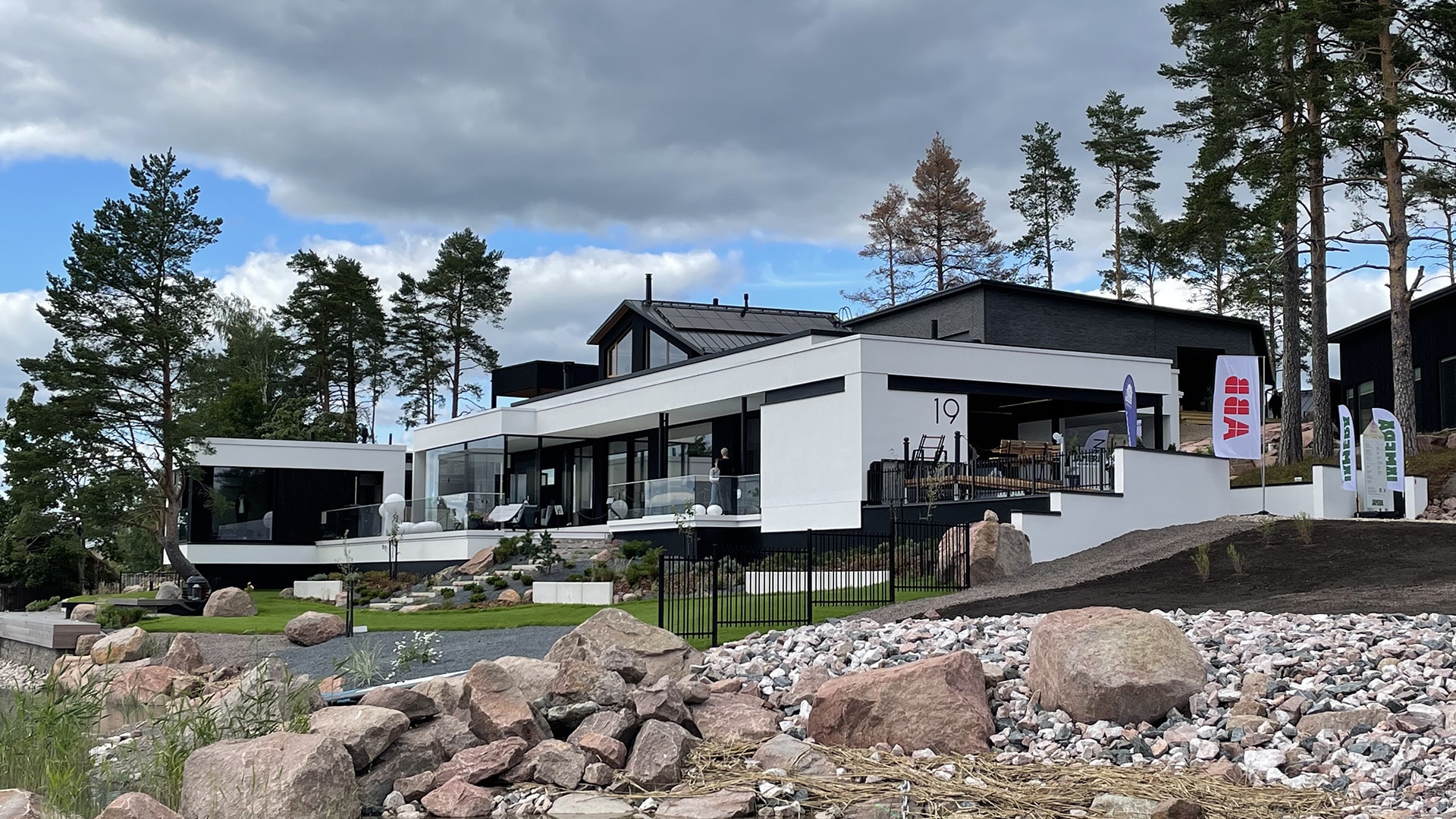 Villa-Havet-ABB-kotiautomaatio-free-at-home-1920x1080
