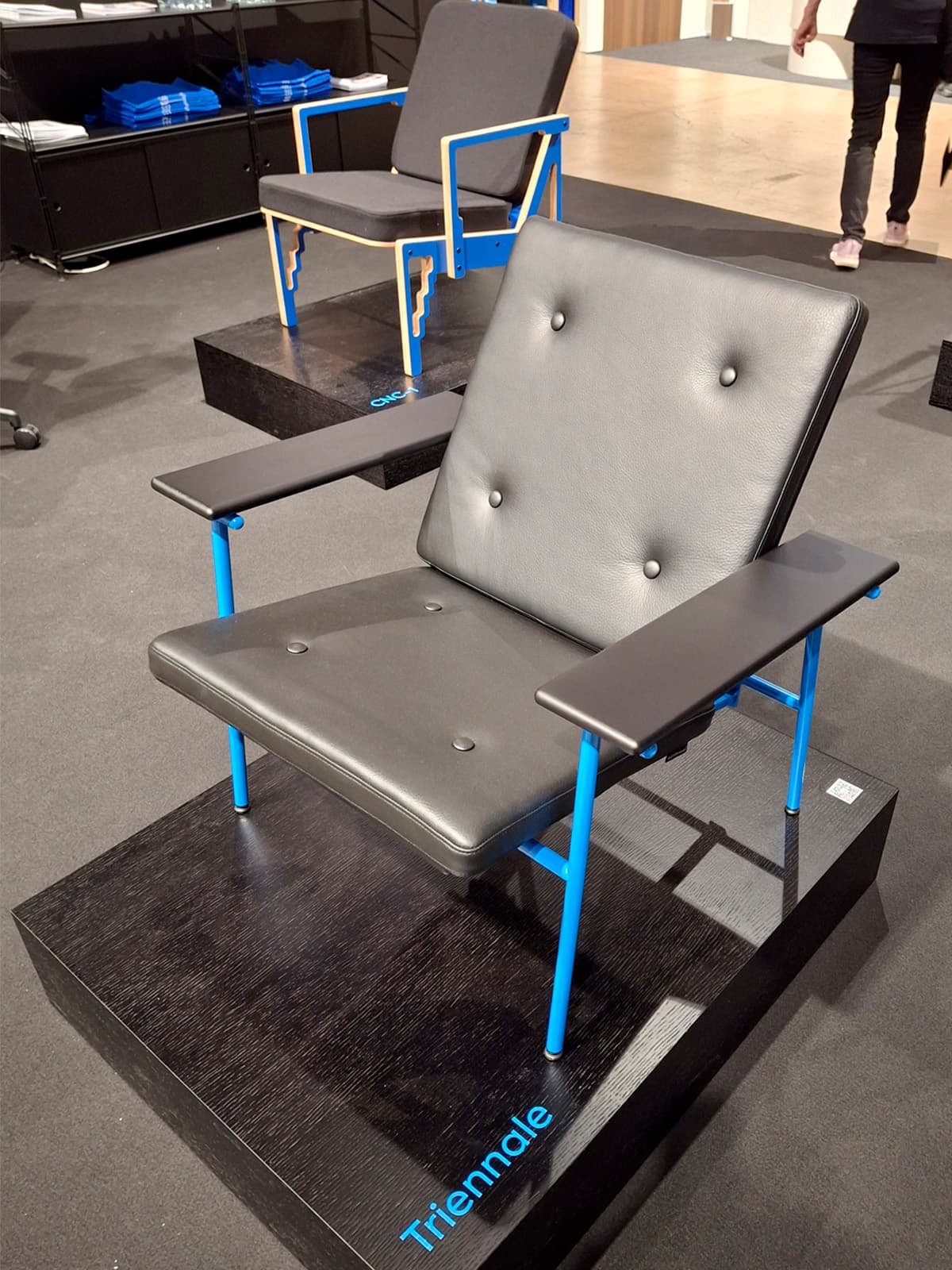 <p data-block-key="c5ito">Yrjö Kukkapuron ikoninen Triennale-tuoli oli esillä Habitaressa Modeon osastolla muistutuksena suomalaisen muotoilun klassikoista. Ergonominen rakenne ja ajaton muotokieli tekevät siitä edelleen yhtä relevantin kuin vuosikymmeniä sitten. (Kuva Sari Nieminen)</p>