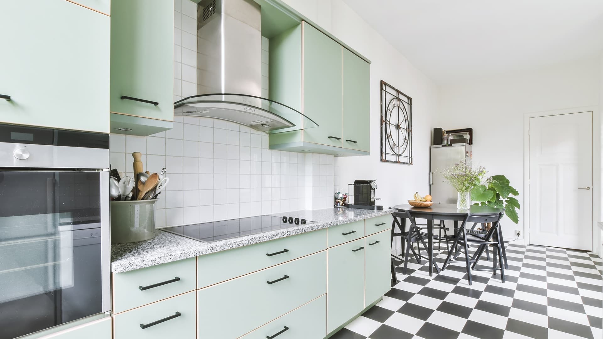 <p data-block-key="j5t7n">Jokaisella keittiöllä on oma luonteensa – miltä sinun näyttää? (Kuva: Envato)</p>