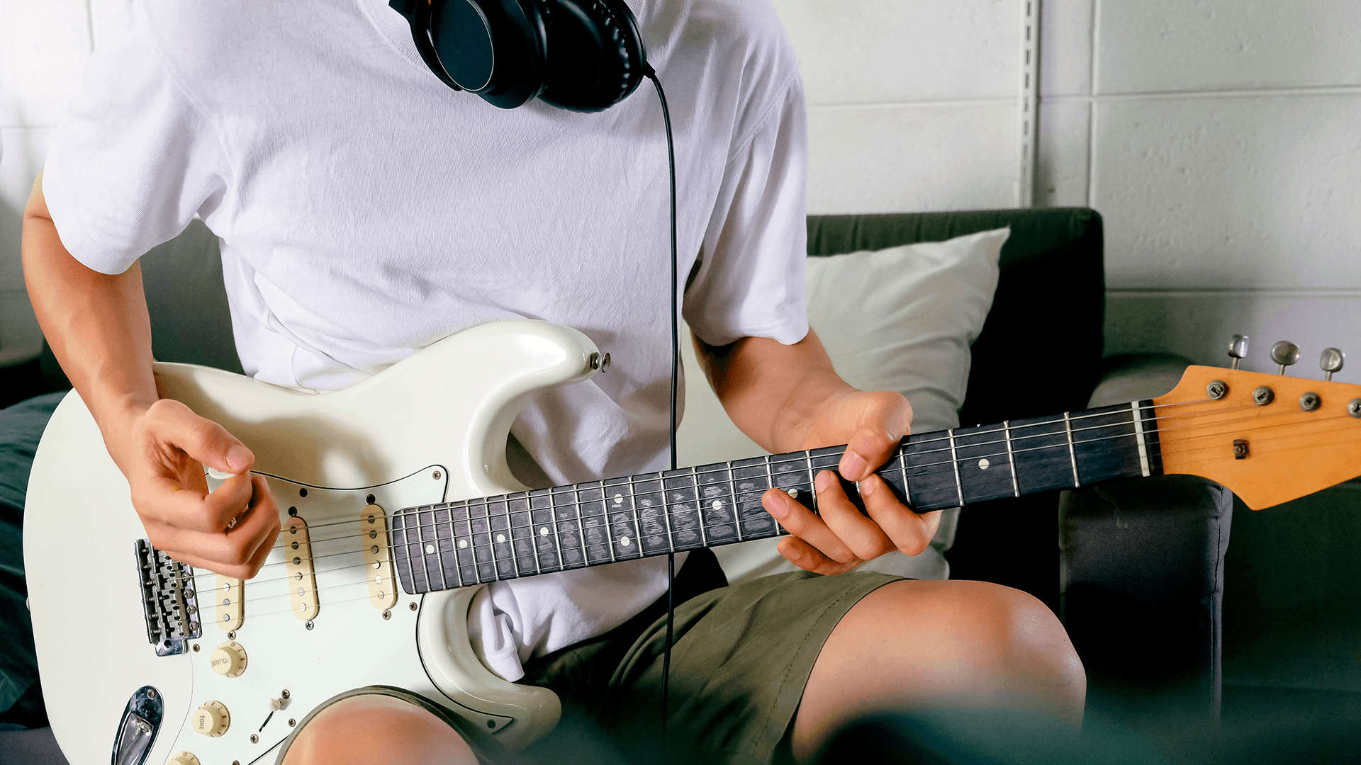 PAKINA: Muusikko muuttaa vuokralle