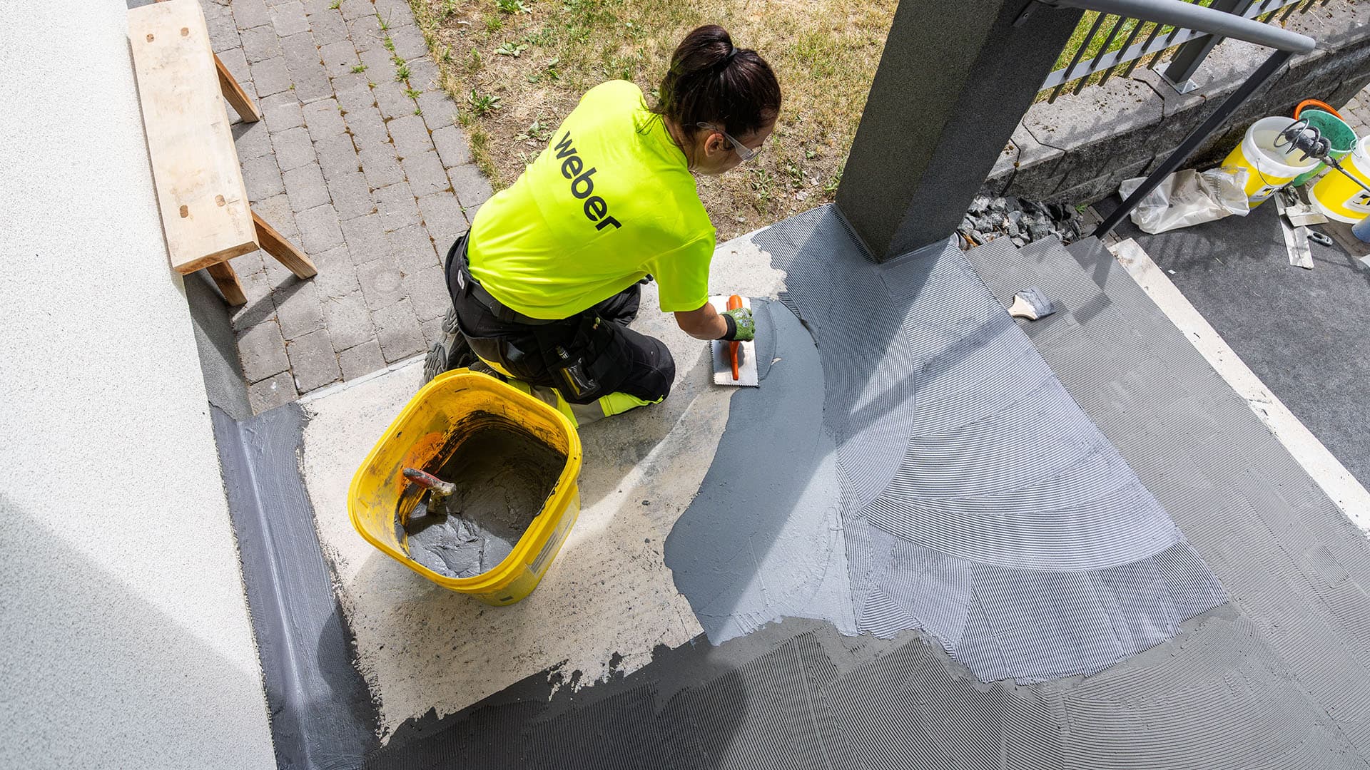 webertec Superflex D2 vedeneristeen asennus