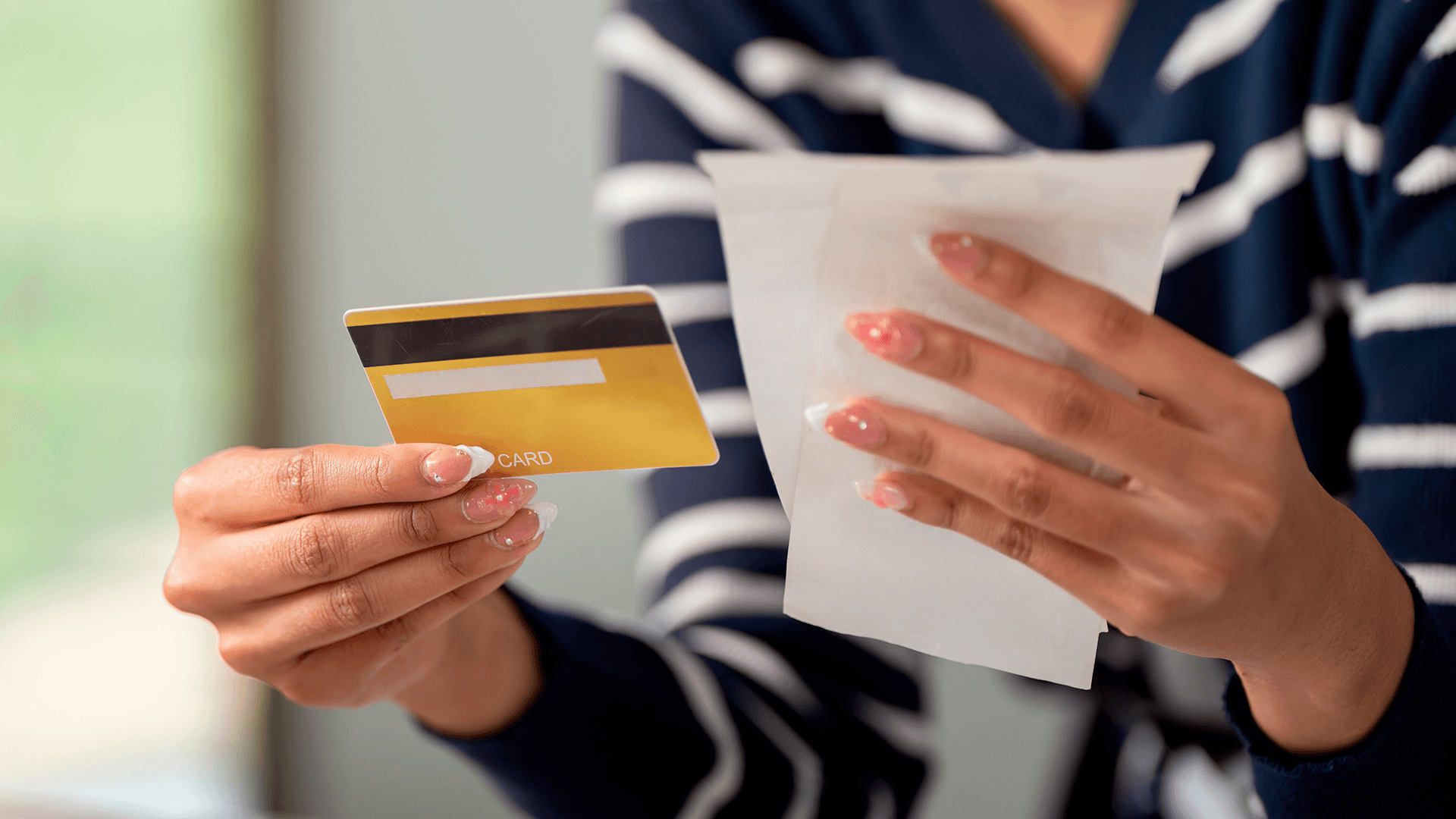 <p data-block-key="oaid3">Lämmitysöljyn erämaksuvaihtoehdot poistuvat useilta toimittajilta marraskuussa. Tuhansien eurojen öljylasku voi jatkossa erääntyä maksettavaksi yhdellä kertaa. (Kuva: Adobe Stock)</p>