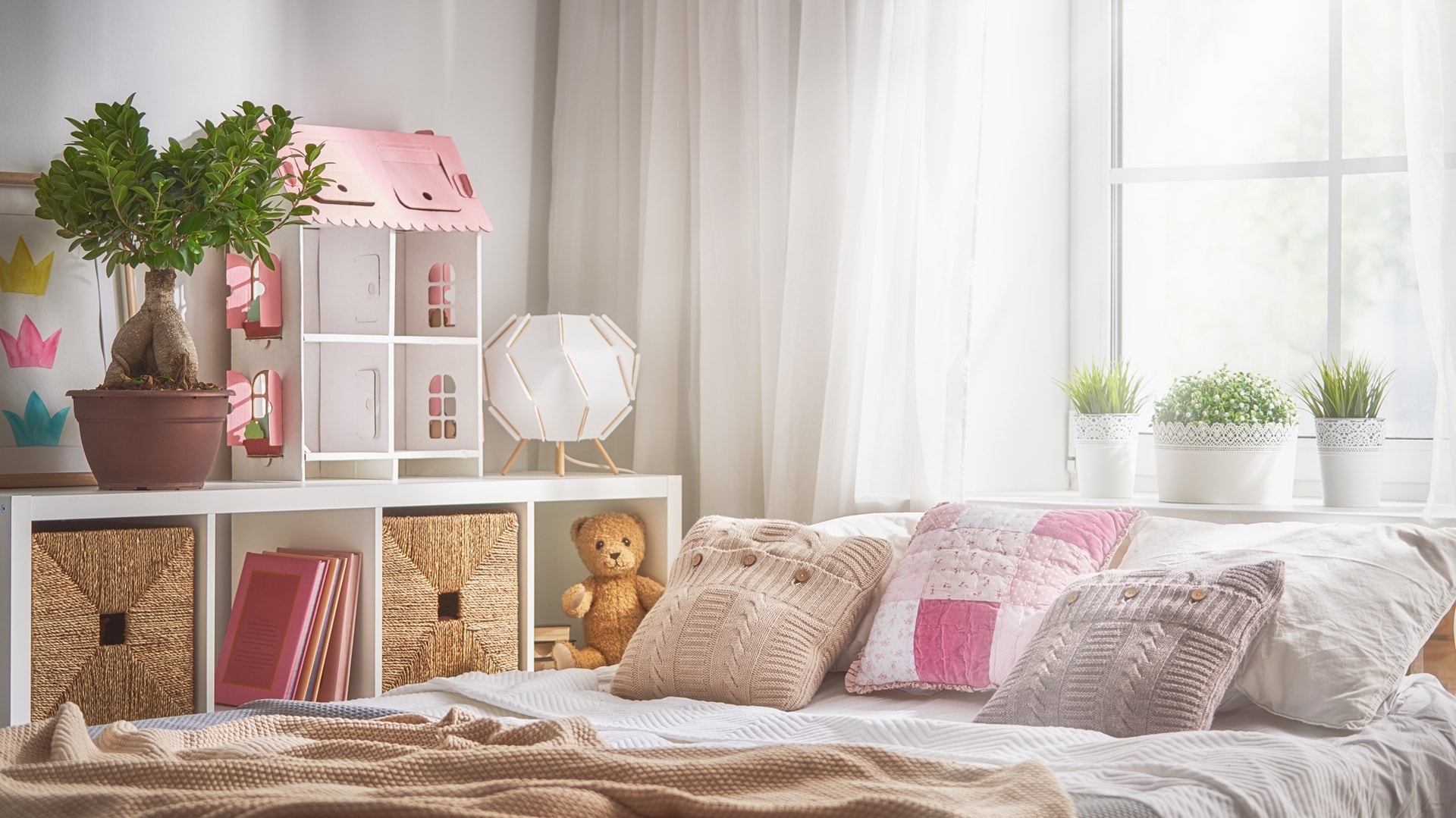 light-kids-bedroom-2024-11-05-08-12-50-utc