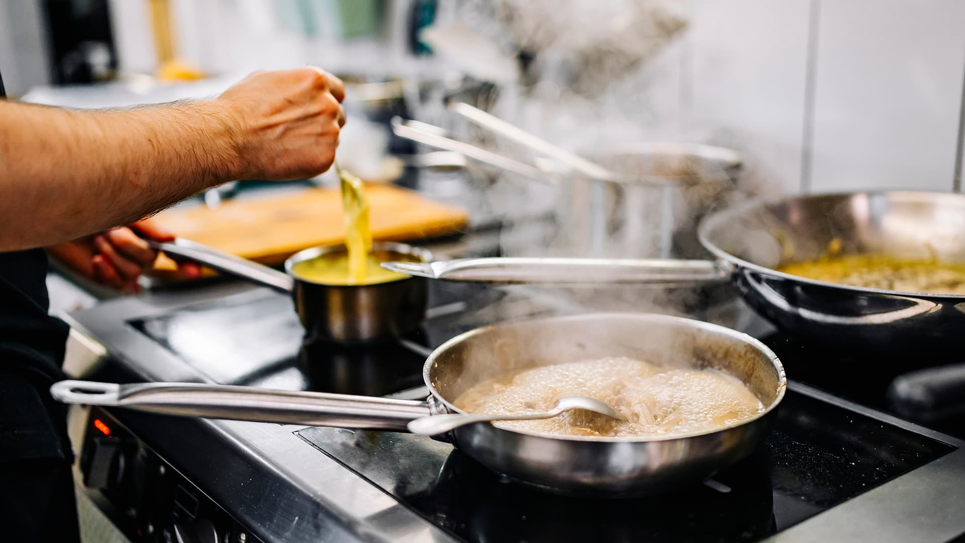 Induktioliesi vai keraaminen liesi?