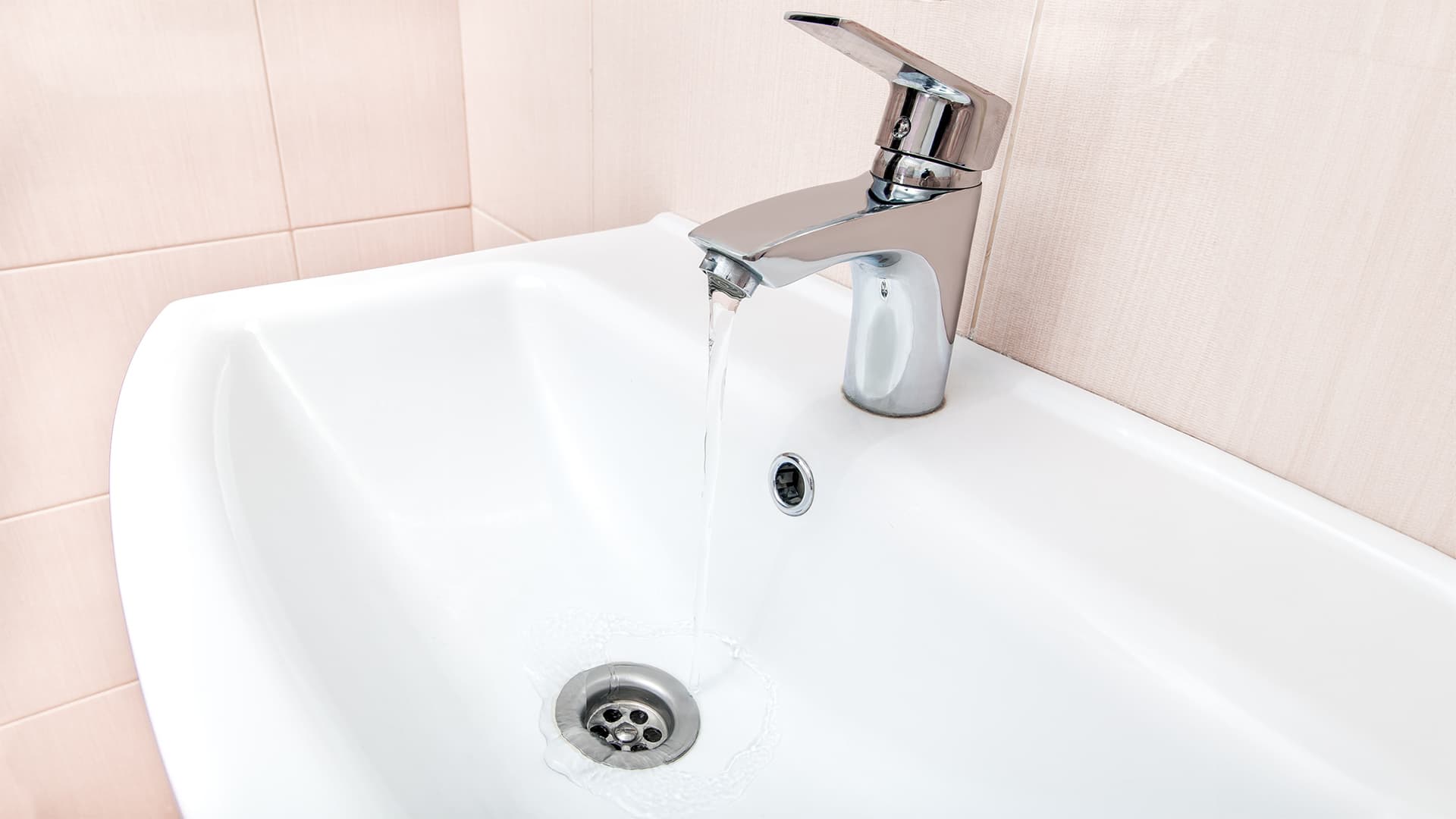 Juomavesi täyttää laatuvaatimukset, mutta vesihuollon saneeraustarve kasvaa nopeasti