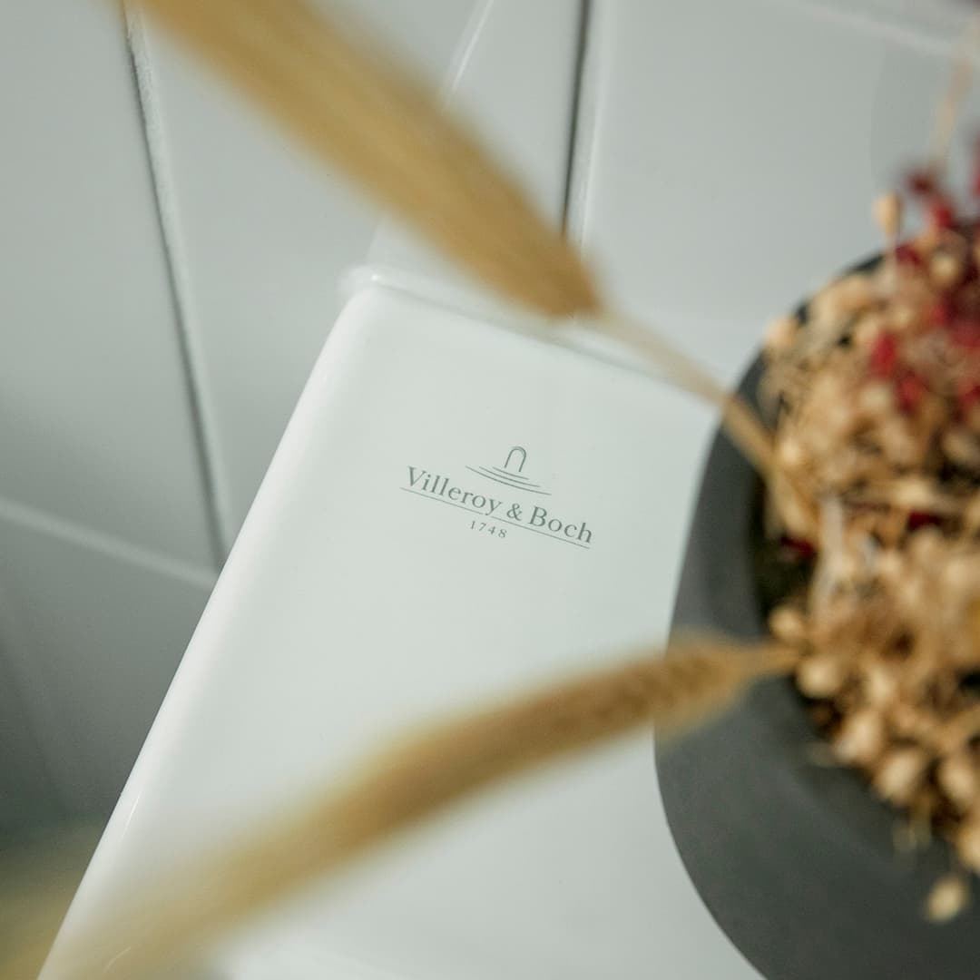 <p data-block-key="fzh4w">Villeroy & Boch -kylpyhuonekalusteet tuovat Folks Hoteliin laadukasta designia ja toimivuutta, jotka tukevat hotellin vastuullista ja viimeisteltyä kokonaisilmettä.</p>